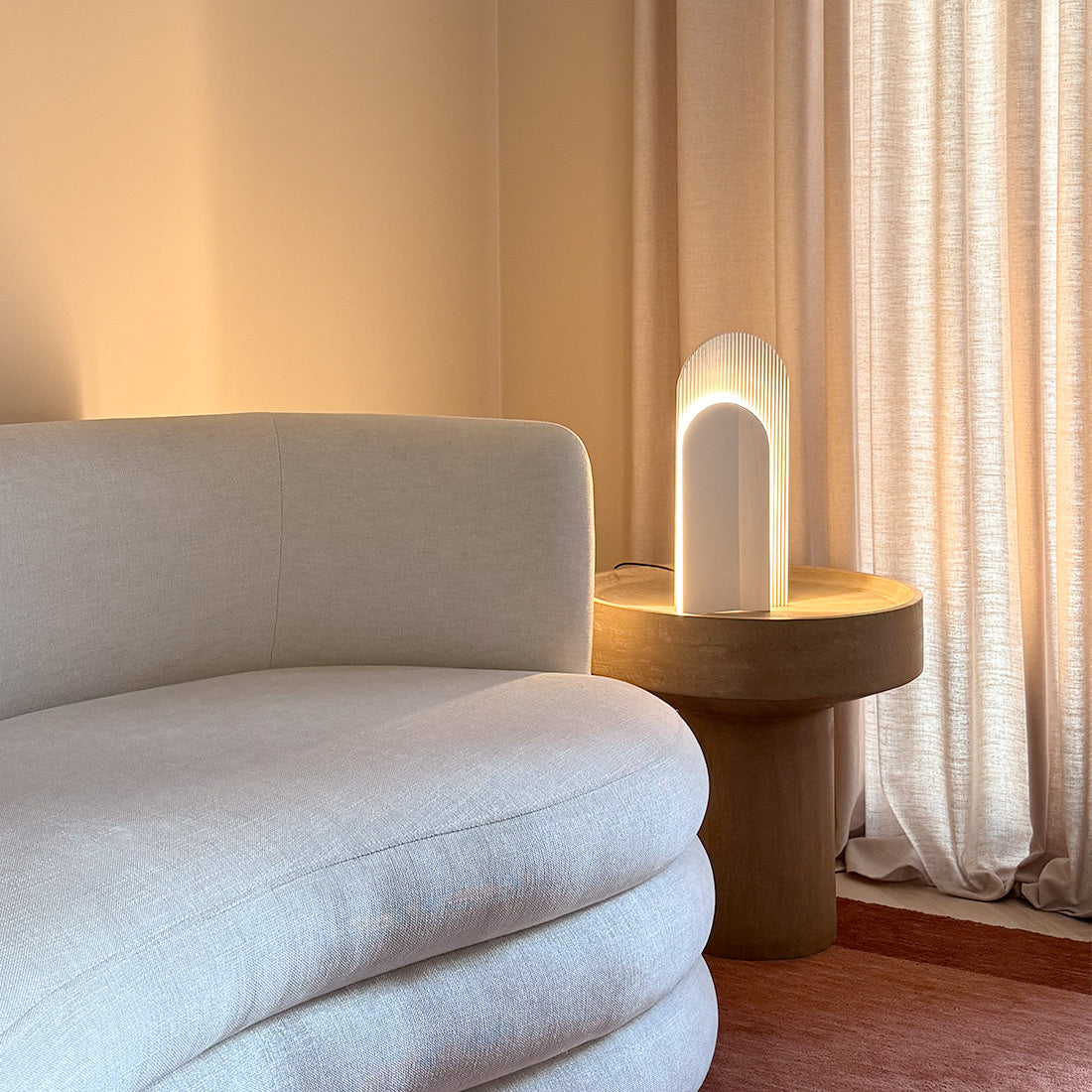 Lua Table Lamp · Large white – Woodendot